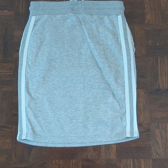 🌞SALE😎Superdry skirt - Picture 4 of 4